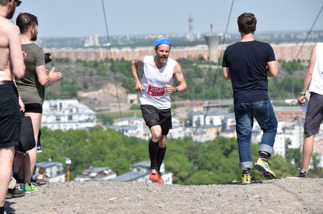 Backe 2. Uppe på toppen.