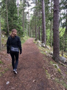 En hel del promenader har det också blivit. Många själv och en del med Mia.