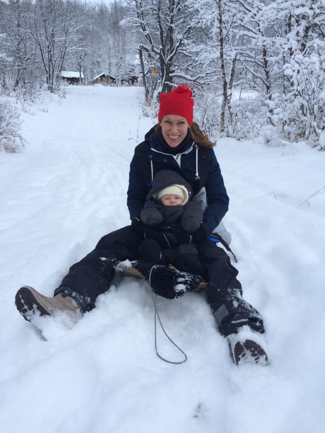 Olles första snö. Stort:)