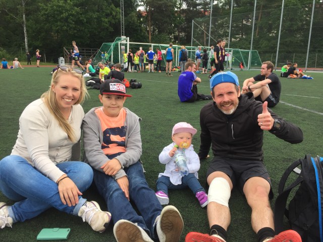 Esa oc hans syster Marie med dottern Stina och min gudson Victor var och hejade på:)
